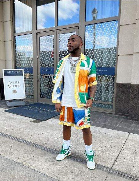 Davido reacts after Tonto Dikeh demanded night massage few hours after he followed her on IG