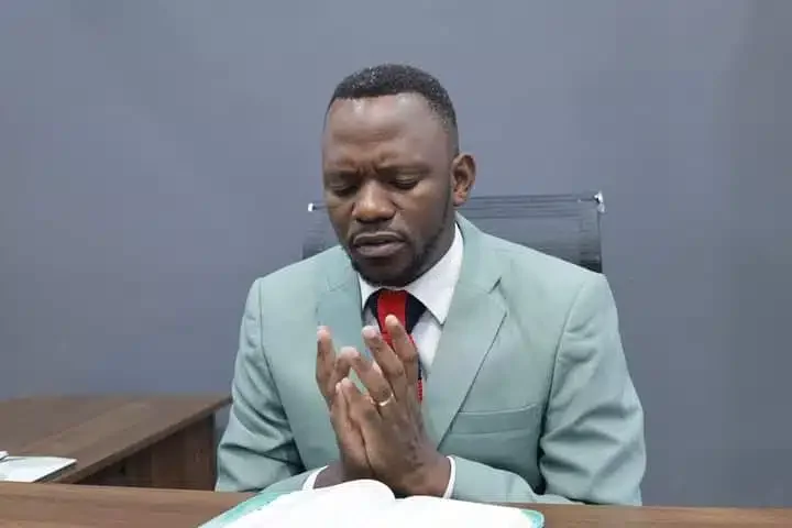 'May God reward you with another wife' - Pastor prays for 'hardworking men'