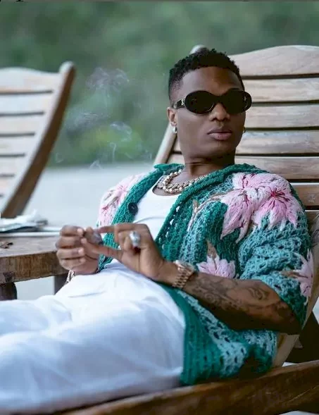 Wizkid shuts down Dubai with splendid stage performance (Video)