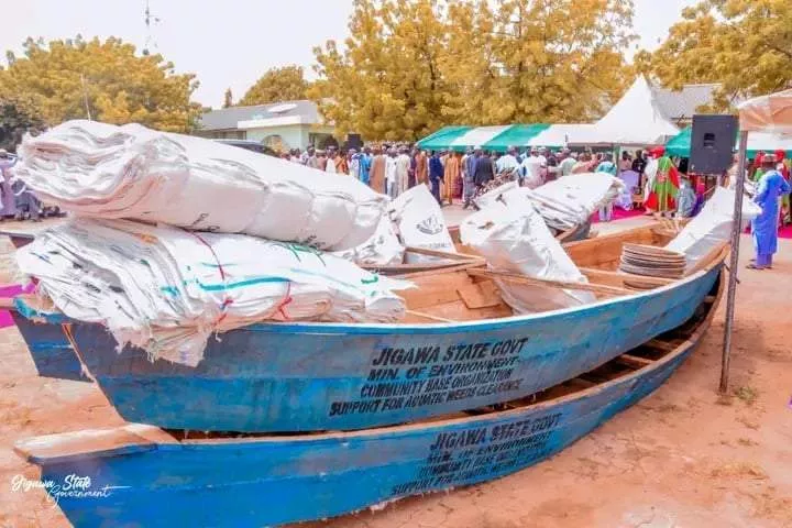 Jigawa flood: Gov Namadi distributes canoes to communities