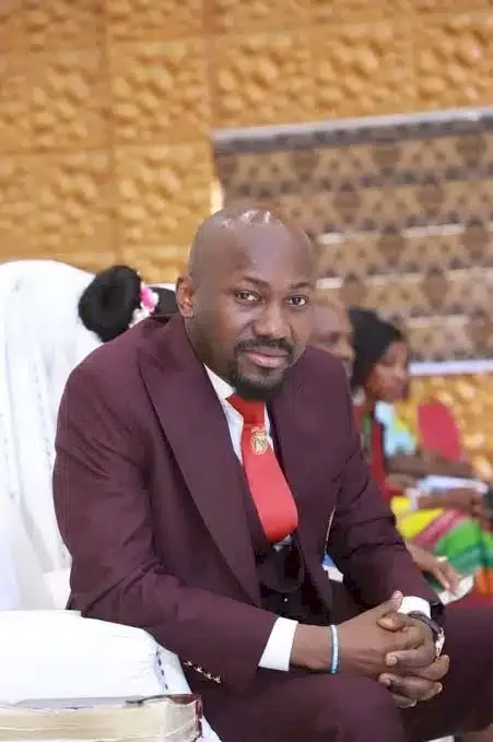 Why I'd rather worship with Pastor Tobi than attend Apostle Suleman's church - Man writes