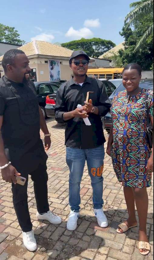 Bitcoin trader, B Lord buys car for his lawyer's wife after winning his case against EFCC