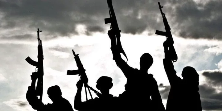 BREAKING: Gunmen kill scores of security operatives in South-east