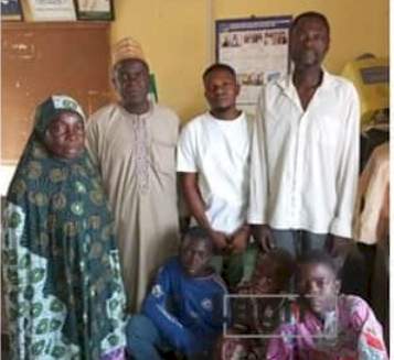 Youth corper serving in Niger enrolls 4 needy kids in school