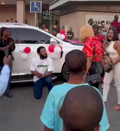 Lady ridicules man who proposed with new Lexus car after one month relationship (Video)