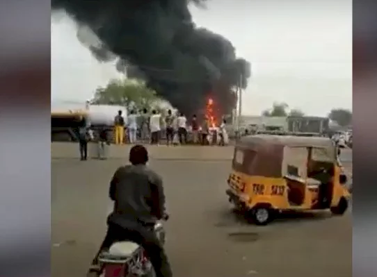 Fire guts two petrol tankers in Kano