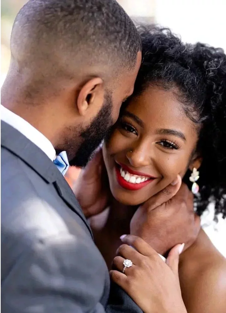If A Girl Truly Loves You, She Will Be Doing These 6 Things For You
