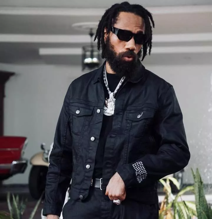 Phyno acquires 2024 Maybach S680, video surfaces