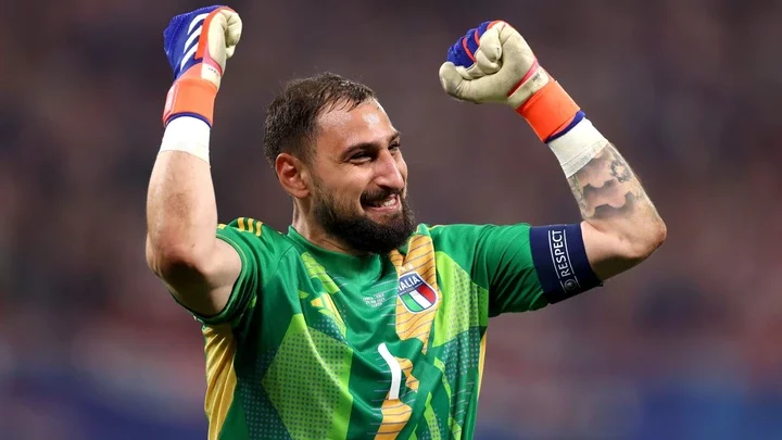 Gianluigi Donnarumma of Italy celebrates 