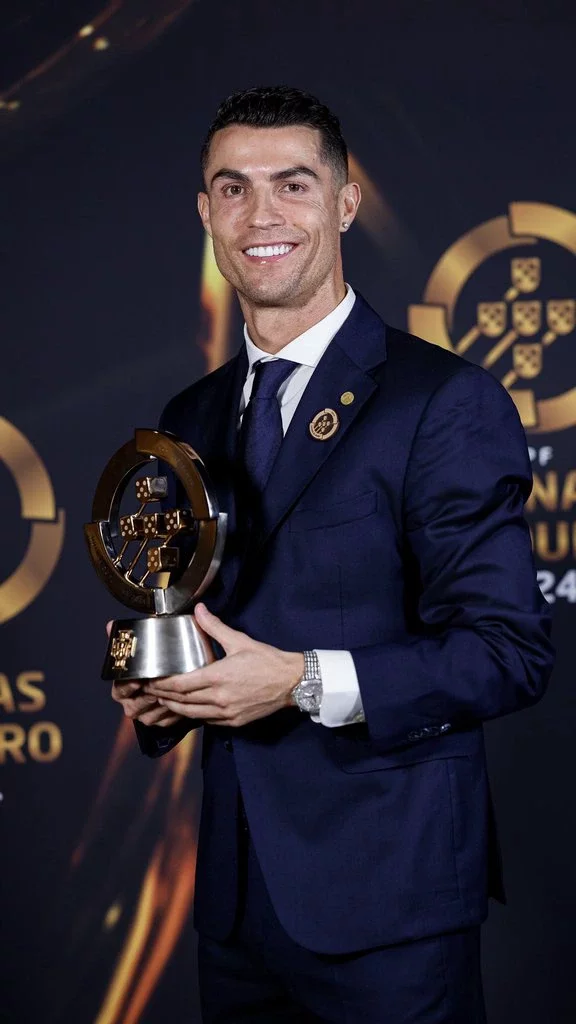 PHOTOS: Portugal honour Cristiano Ronaldo with #QuinasDeOuro2024 award