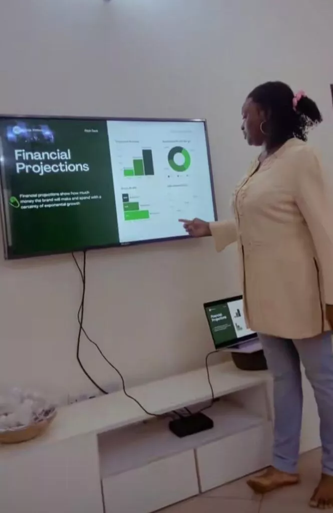 Wife delivers PowerPoint presentation to ask husband money for her business