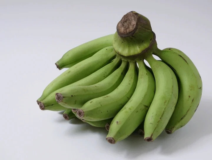 To Get These Health Benefits, Boil Green Bananas and Drink the Liquid for A Week