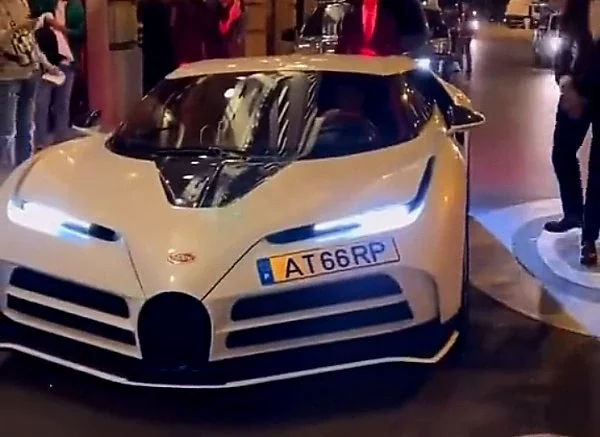 Cristiano Ronaldo And His Three Bugatti Hypercars : Their Costs, Horsepower, Top-speed, 0-60 mph - autojosh