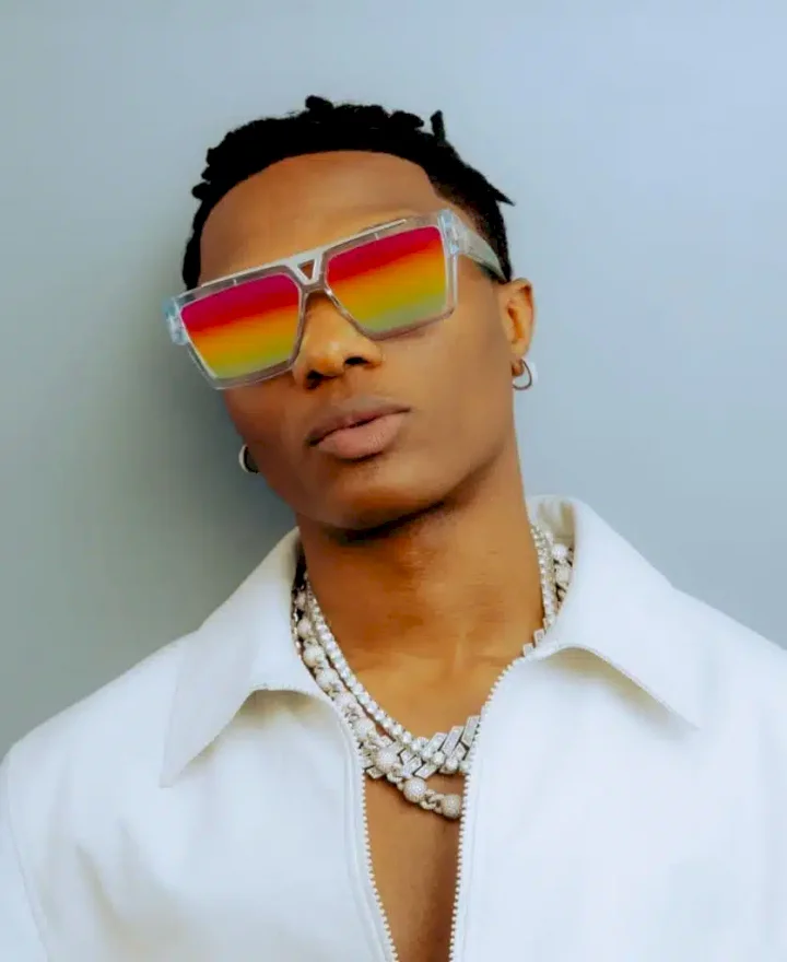 'I need 6 Dubai girlfriends' - Wizkid announces during Dubai show (Video)