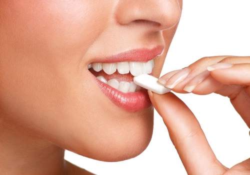 Seven healthy benefits of chewing gum
