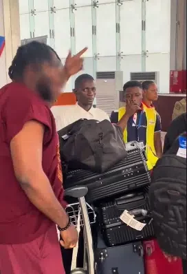 Drama as man blows hot after airport reportedly forgot to put his luggage on his flight from Abuja to Lagos