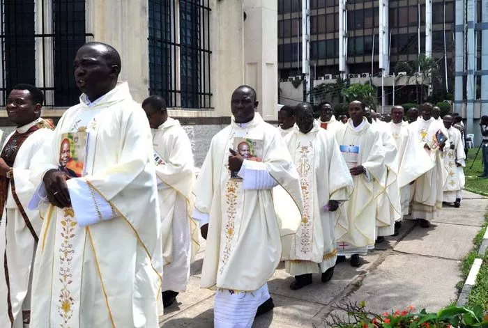 Catholic Priests Raise Alarm As Herdsmen K!ll 50, Shut 15 Churches In Makurdi Catholic Priests Raise Alarm As Herdsmen K!ll 50, Shut 15 Churches In Makurdi