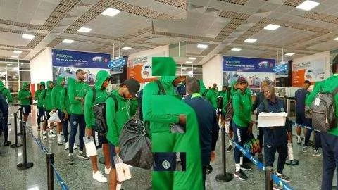 Super Eagles vs Zimbabwe: 'Angry looking' Nigerians arrive Rwanda for 2nd World Cup qualifier