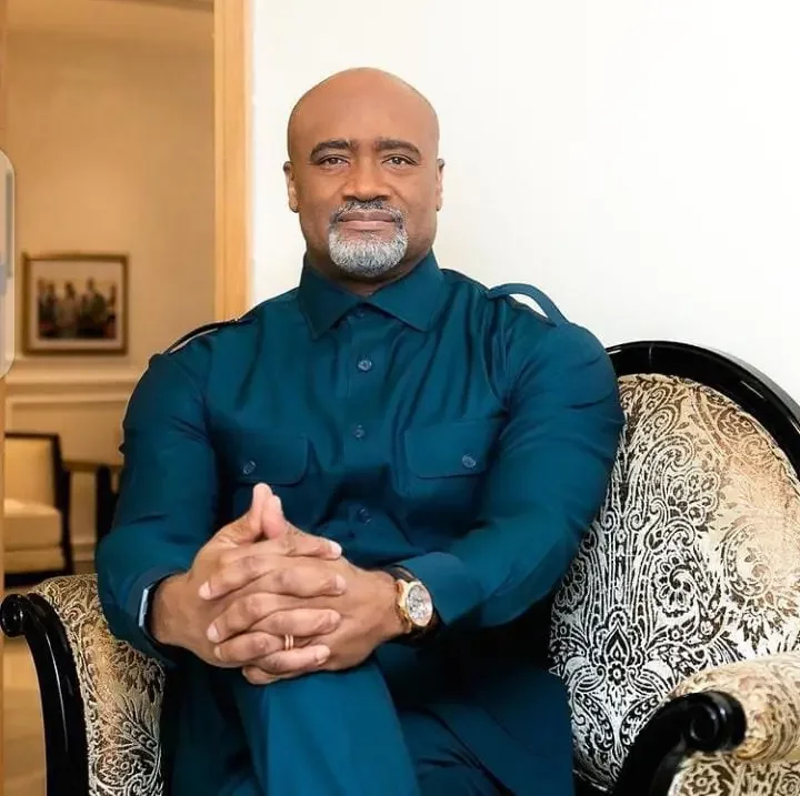 Pastor Paul Adefarasin accused of smashing bus' window after the driver hit his car, resulting in passenger injury