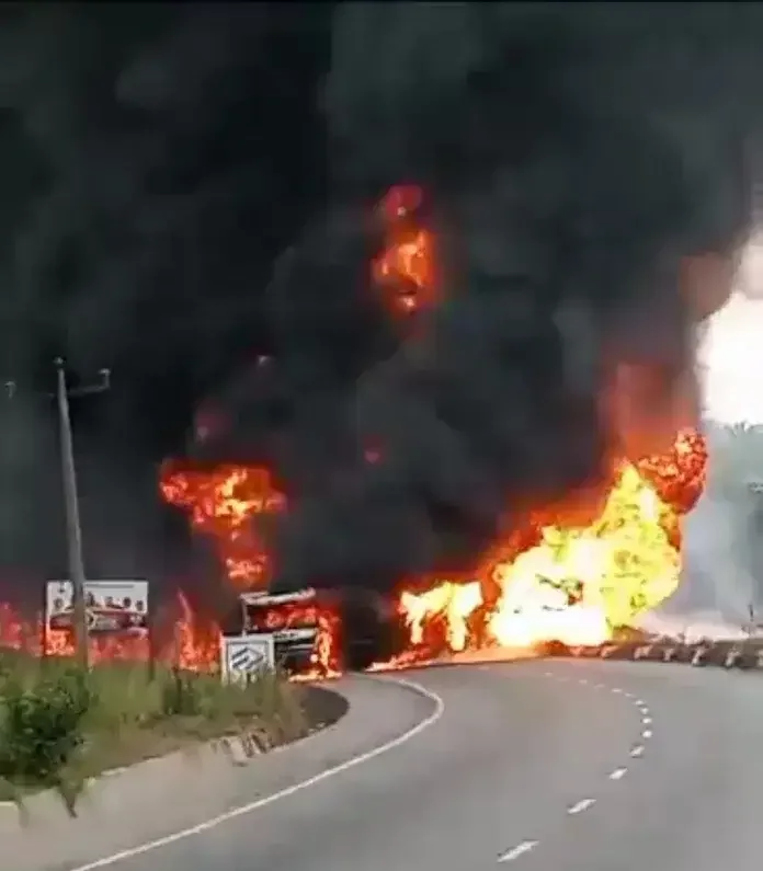 Panic as tanker explodes on Epe-Ijebu Ode Expressway