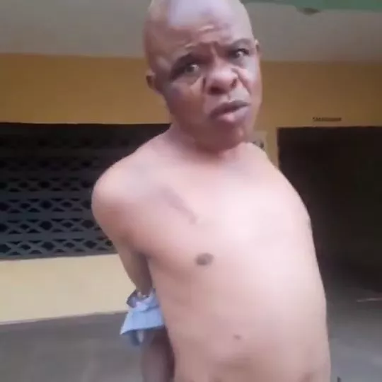 Alleged P£edophile Arrested for Taking Advantage of Little Girl (Video) Alleged P£edophile Arrested for Taking Advantage of Little Girl (Video)