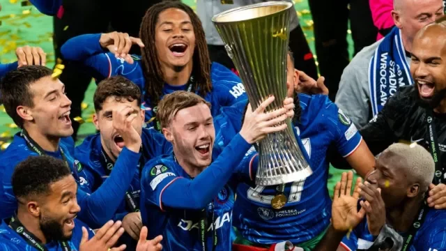 Cole Palmer turns on the style as Chelsea win first trophy of bumpy new era
