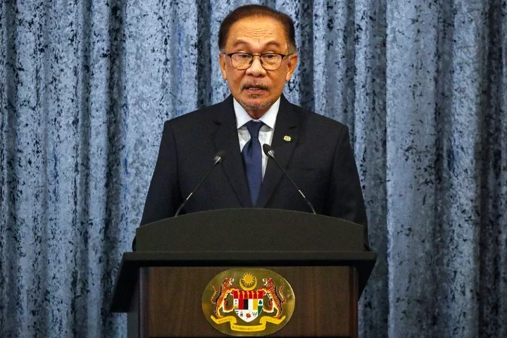 Malaysia leader vows to maintain ties with Hamas and calls for solidarity with Palestinians