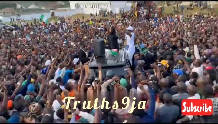 Senator Natasha Presents Dino Melaye to Crowd in Okenne, Asks People to Vote for Him