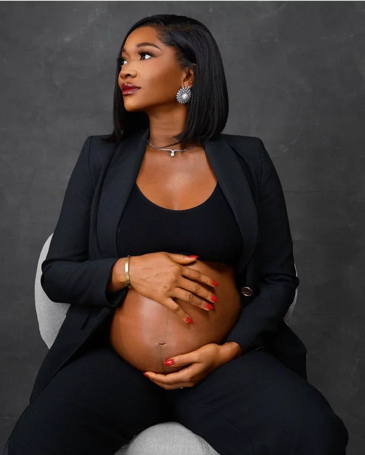 Actress Wofai Fada expecting first child with husband (photos)