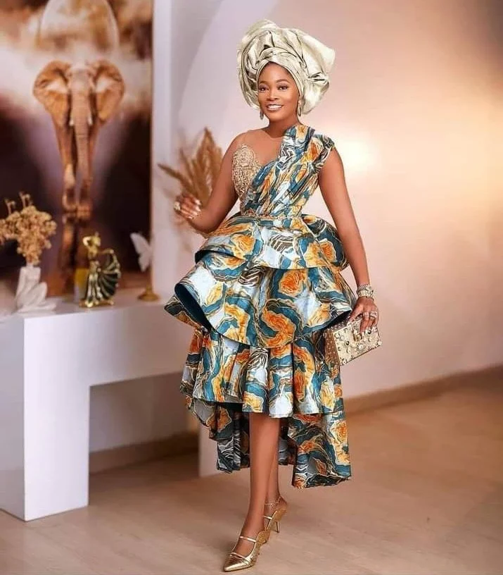 Outstanding styles for stylish African women.