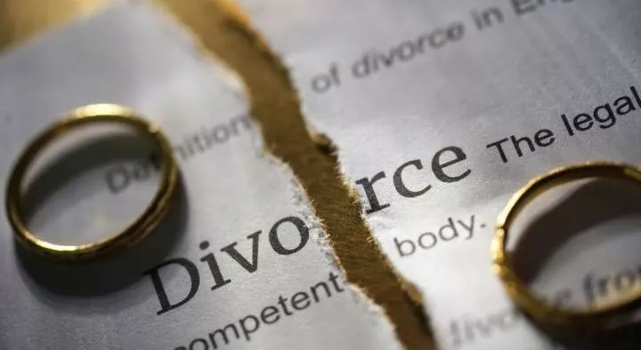 My Husband Hits Me With Hammer - Divorce Seeking Woman Tells Court