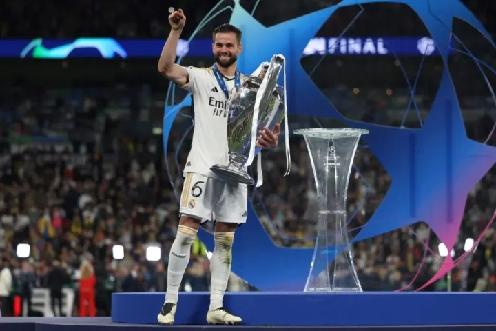 10 players with most Champions League trophies