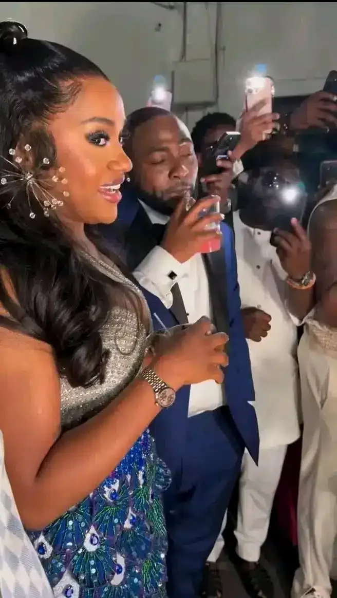 Davido accused of gifting Chioma rented G-Wagon