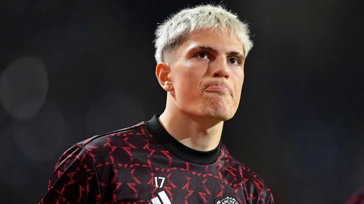 Report: Man Utd, Chelsea Consider Ambitious Two-Way Transfer Report: Man Utd, Chelsea Consider Ambitious Two-Way Transfer