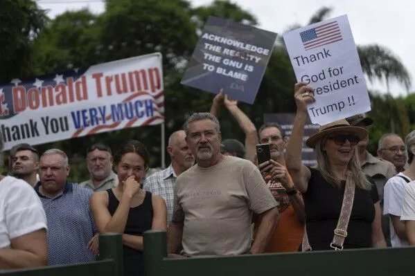 White South Africans gather in support of Trump and his claims that they are victims of racism