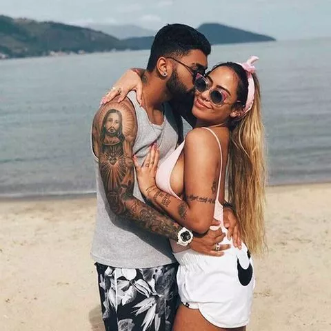 Gabigol and Rafaella Santos