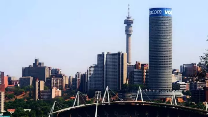 Where are the 5 wealthiest cities in Africa located?