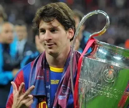 10 players with most Champions League trophies