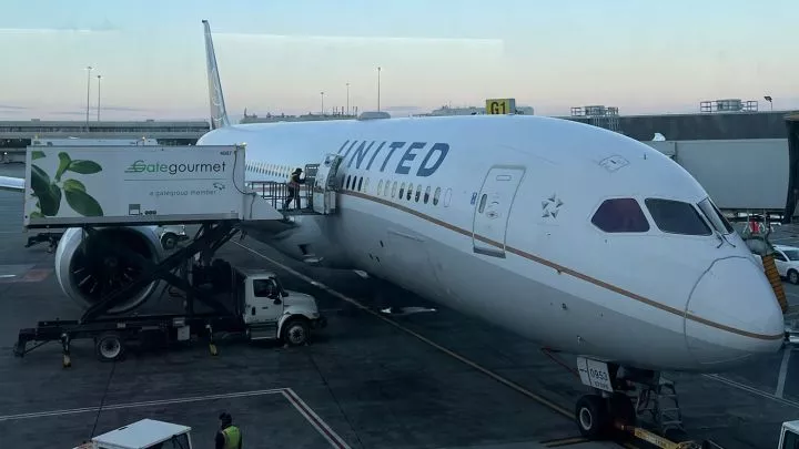 China-bound United flight turns around after pilot forgets passport