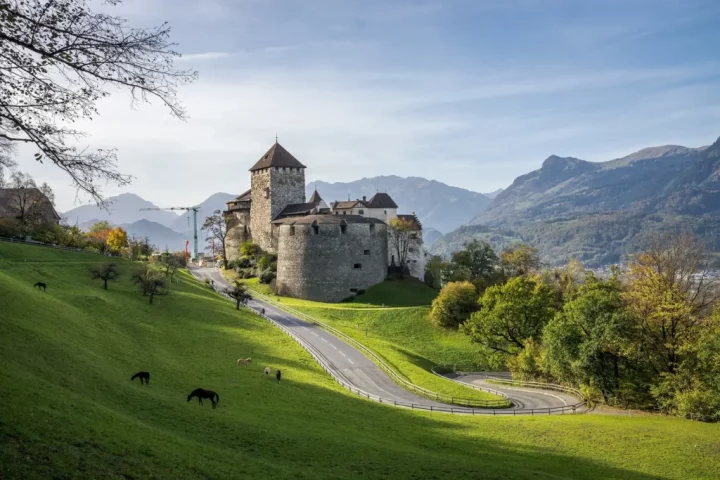 Six Countries Where Planes Can't Land
