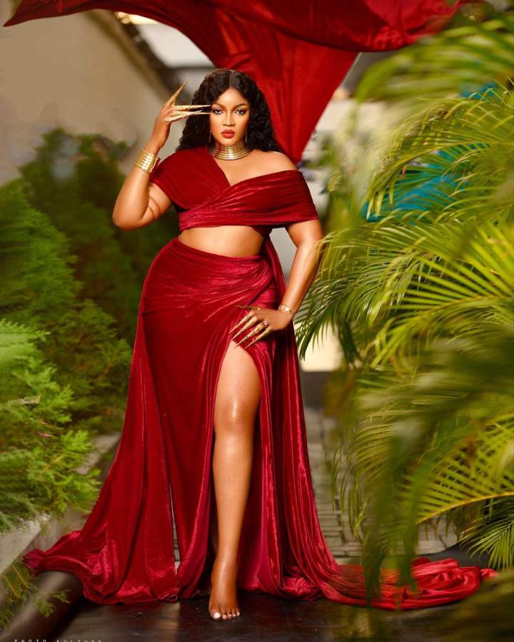'Queens don't need Valentine to feel loved' - Actress, Omotola Jalade gushes over herself