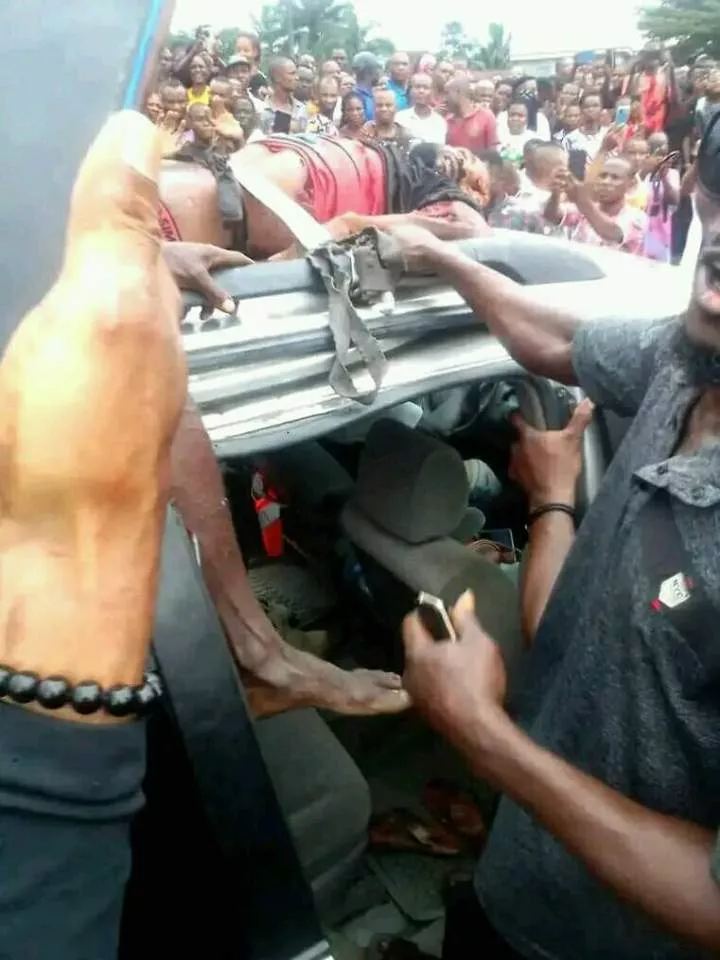 Jubilation as police neutralise notorious armed robber wanted for murder of 13 persons including female corps member in Akwa Ibom