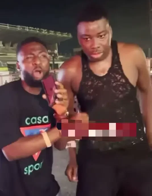 'I will never wash it' - Excited fan speaks on grabbing Davido's singlet during concert (Video)