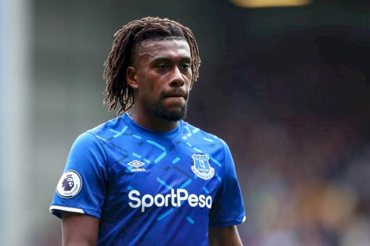 EPL: Everton fans throw Iwobi's shirt back at him after 3-0 defeat to Bournemouth