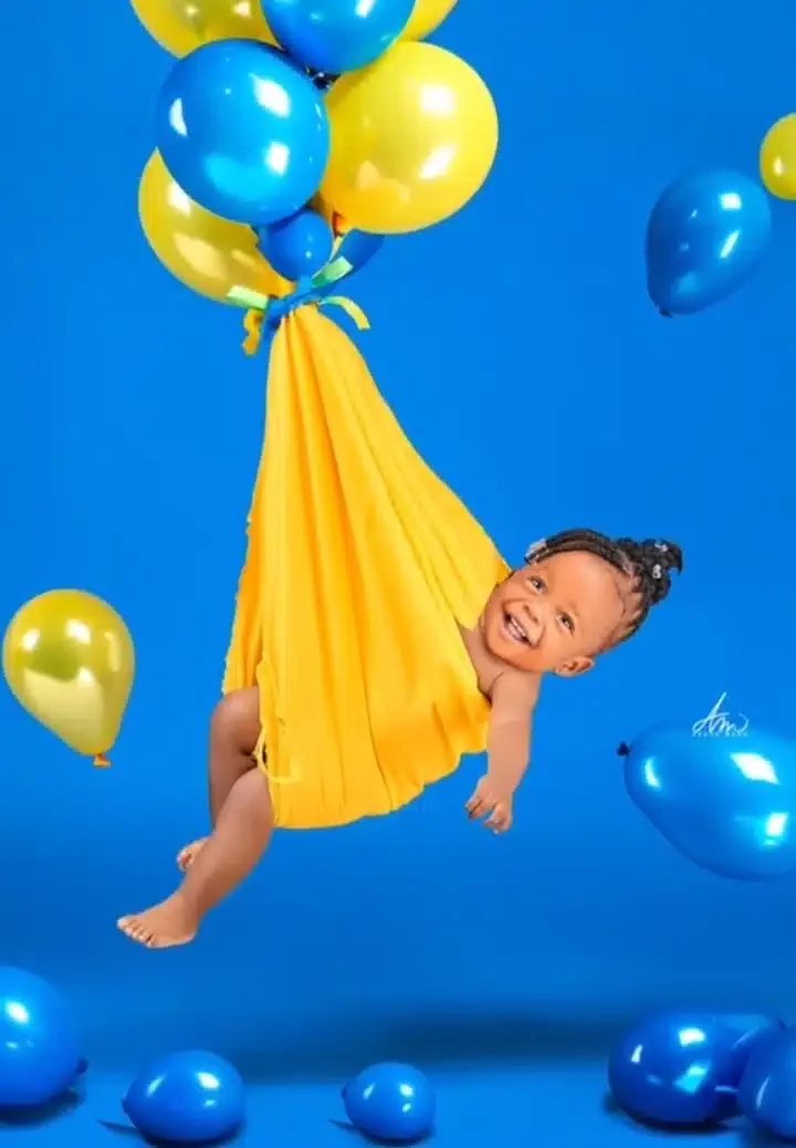 'Where did the smile come from?' - Final photos from little girl's photoshoot causes buzz