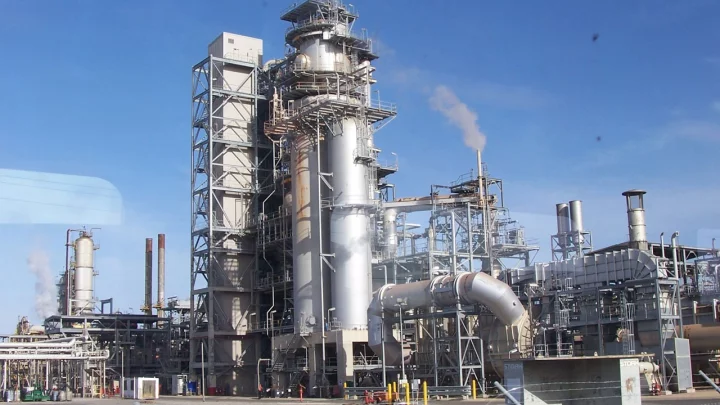 Dangote refinery to finally commence operation in October with 370,000 b/d