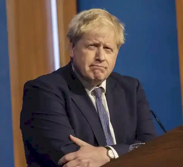 Boris Johnson confirms mask-wearing and Covid passes will be scrapped in the UK by next week
