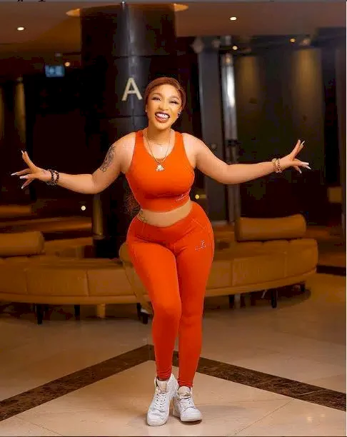 'Seems I saw something' - Tonto Dikeh stirs reactions following unusual somersault (Video)