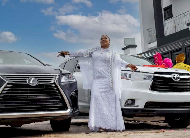 Actress Laide Bakare acquires two new cars (photos)