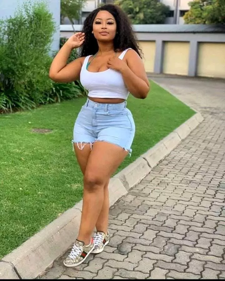 Short Jeans That Can Catch a Man's Attention, See Photos
